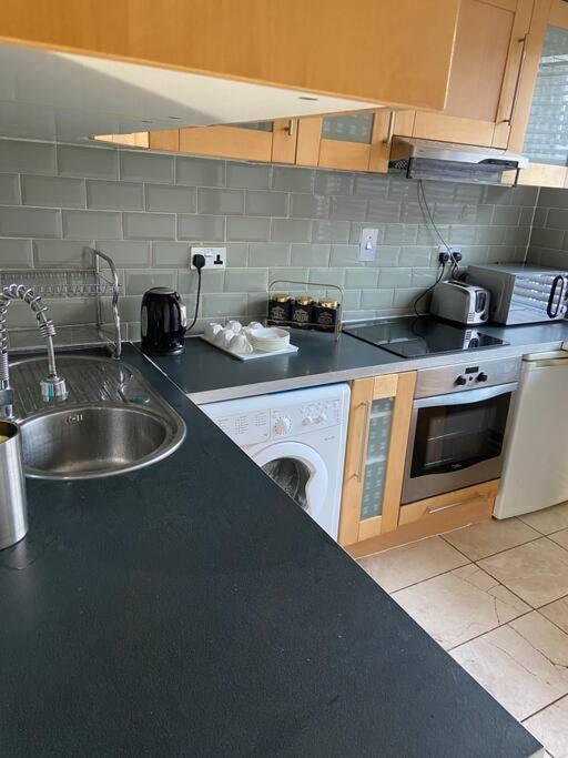 Lovely 3 Bedroom Family Home In Central Londen Buitenkant foto